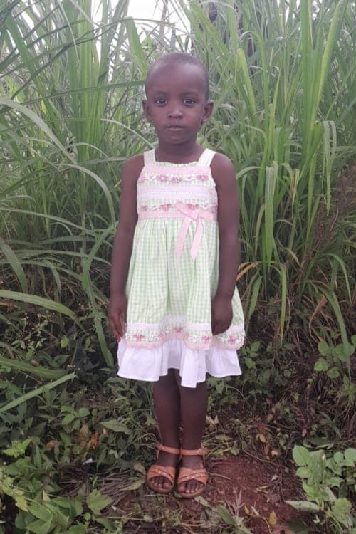 A picture of Emelyne