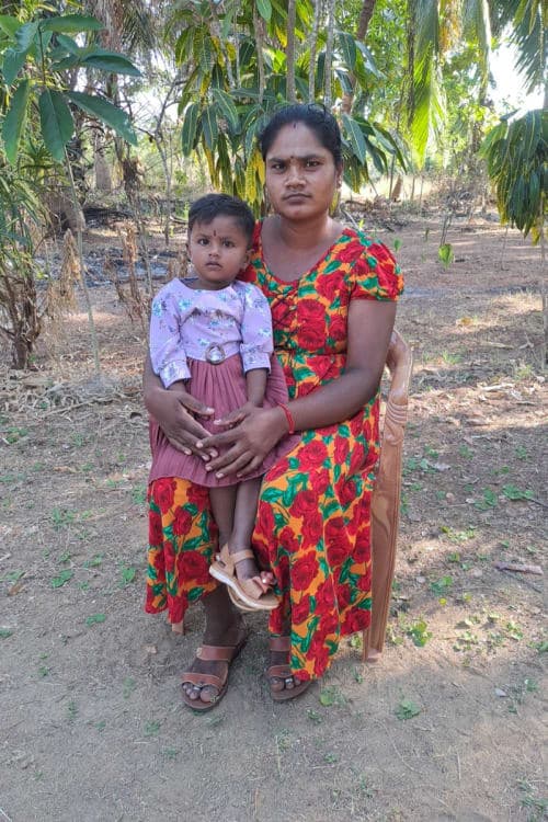 A picture of Thadshajiny