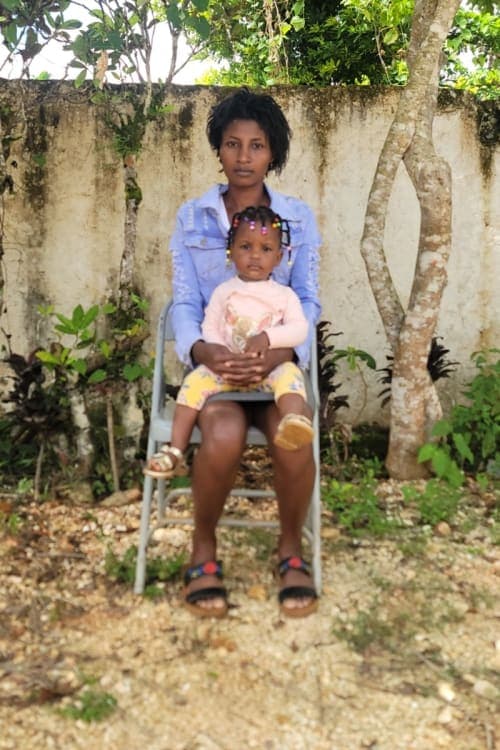 A picture of Thedjie