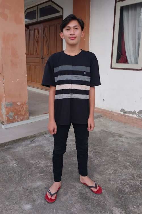 An unsponsored boy named Varel from Indonesia who has waited 336 days for a sponsor.