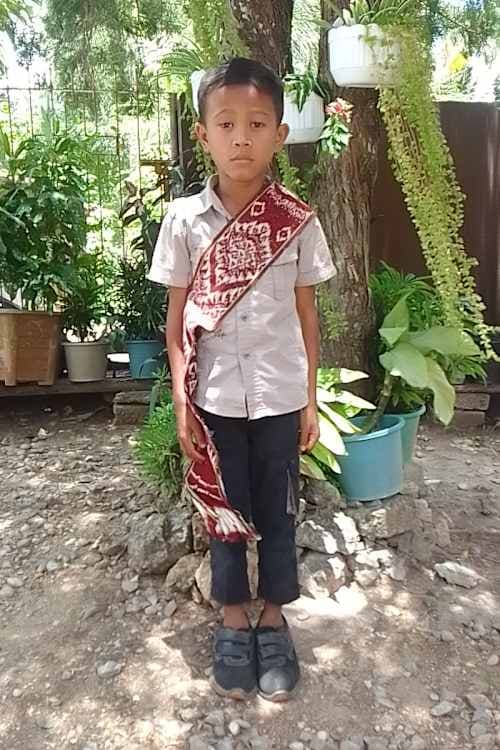 An unsponsored boy named Wanto from Indonesia who has waited 568 days for a sponsor.
