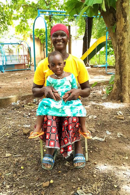 An unsponsored girl named Kaida from Burkina Faso who lives in an AIDS-affected area, is vulnerable to exploitation and has waited 569 days for a sponsor.