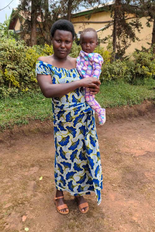 An unsponsored girl named Umutesiwase from Rwanda who lives in an AIDS-affected area, is vulnerable to exploitation and has waited 549 days for a sponsor.