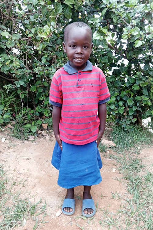 An unsponsored girl named Sandrine from Rwanda who lives in an AIDS-affected area, is vulnerable to exploitation and has waited 514 days for a sponsor.