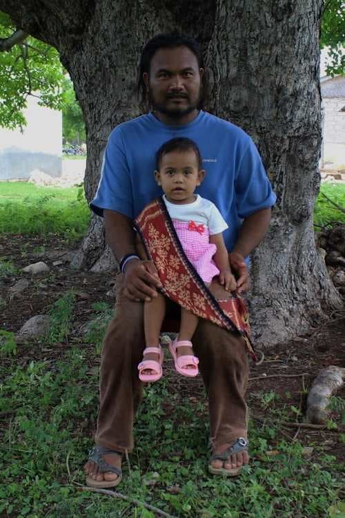 An unsponsored girl named Sinta from Indonesia who has waited 490 days for a sponsor.