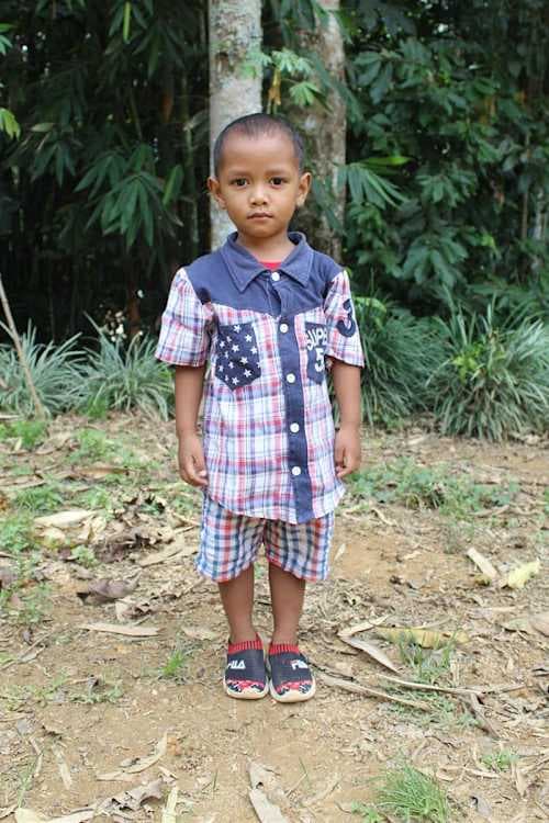 An unsponsored boy named Nuel from Indonesia who has waited 433 days for a sponsor.