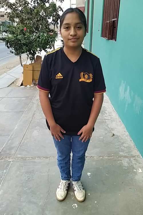 An unsponsored girl named Treisy from Peru who has waited 265 days for a sponsor.
