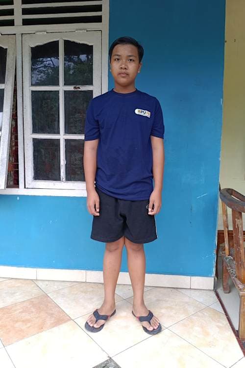 An unsponsored boy named Logan from Indonesia who has waited 552 days for a sponsor.