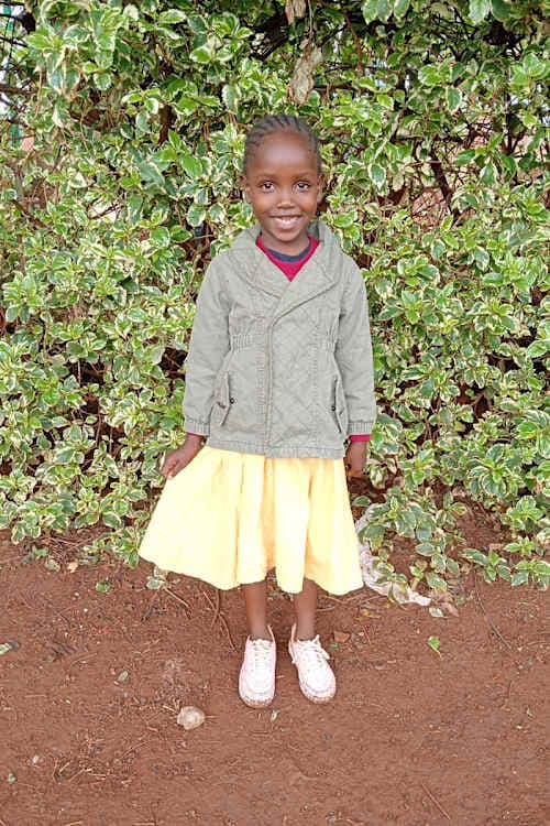 An unsponsored girl named Mary from Kenya who lives in an AIDS-affected area and has waited 590 days for a sponsor.