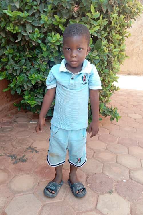 An unsponsored boy named Jacob from Burkina Faso who lives in an AIDS-affected area, is vulnerable to exploitation and has waited 579 days for a sponsor.
