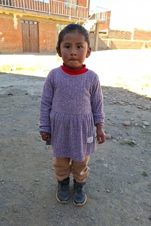 An unsponsored girl named Mayra from Bolivia who has waited 607 days for a sponsor.