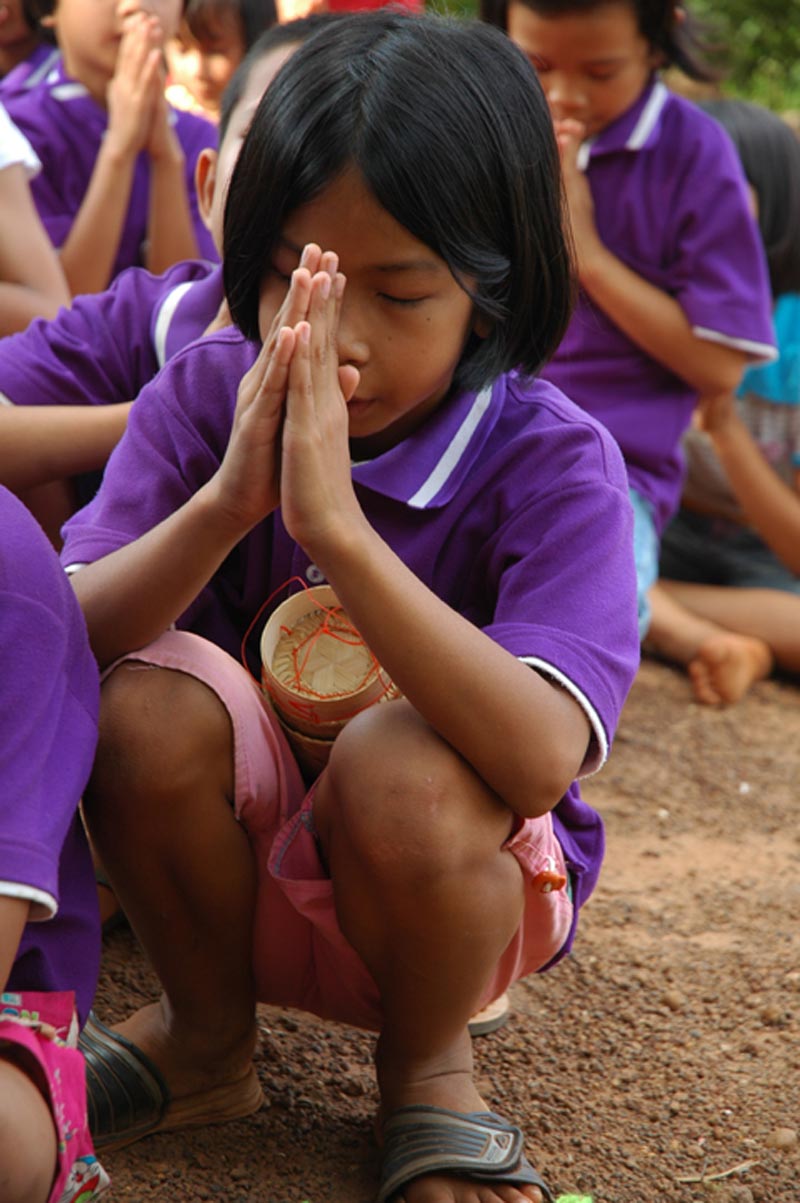 Thailand Girl Praying