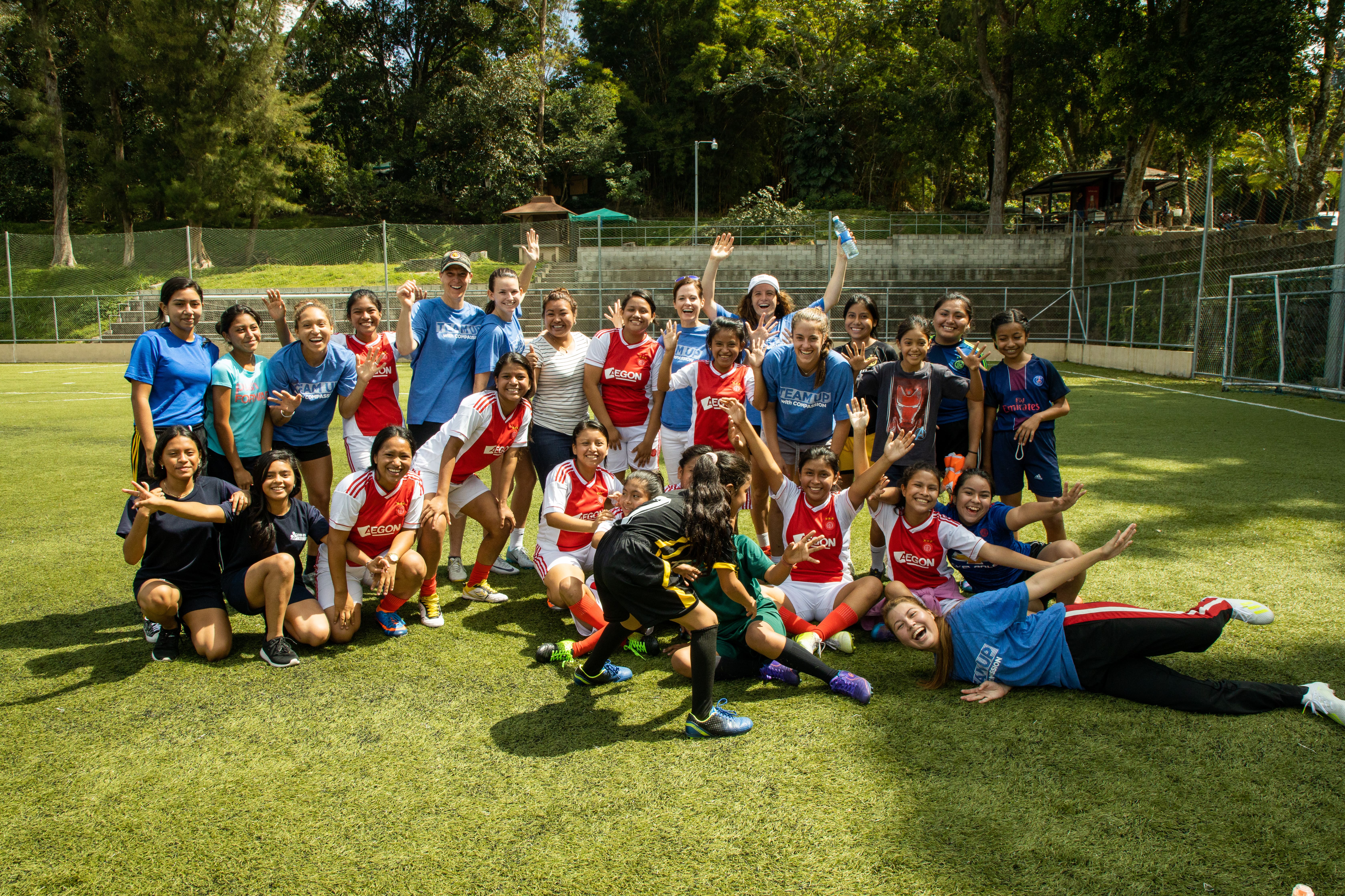 Soccer team of children in El Salvador pose for picture'