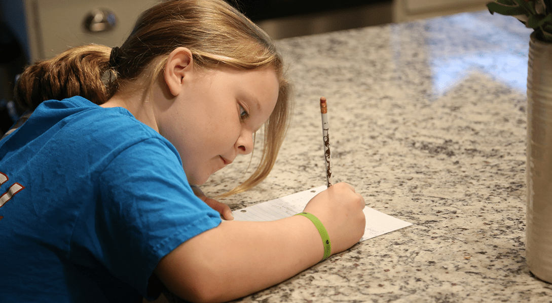 Grace writes a letter to Gabriela