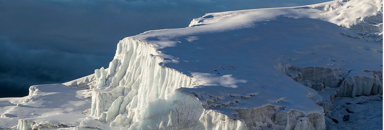 Expansive iceshelf covers parts of Mount Kilimanjaro