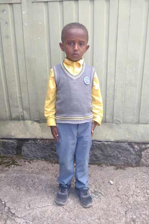 An unsponsored boy named Kunye from Ethiopia who lives in an AIDS-affected area, is vulnerable to exploitation and has waited 437 days for a sponsor.