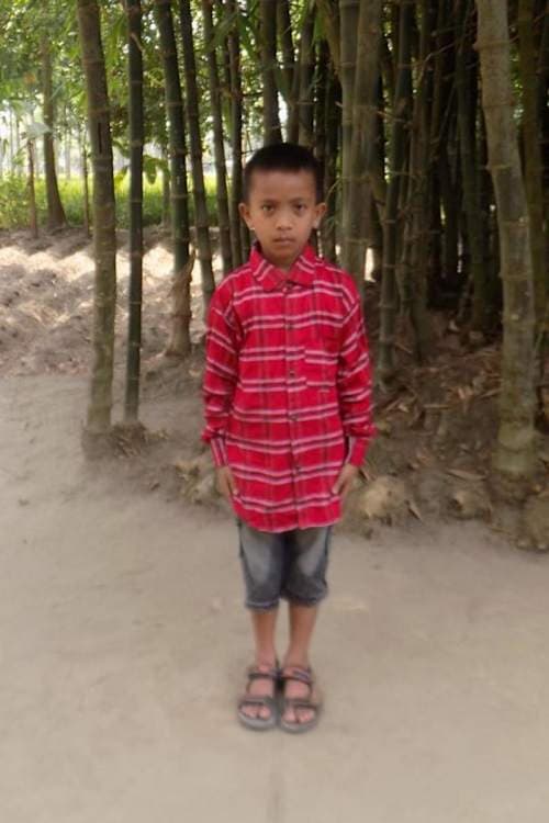 An unsponsored boy named Babu from Bangladesh who is vulnerable to exploitation and has waited 594 days for a sponsor.