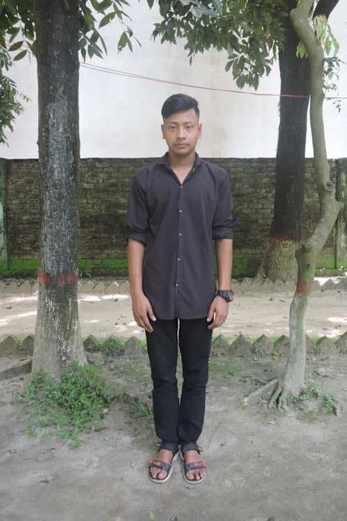 An unsponsored boy named Mohanto from Bangladesh who is vulnerable to exploitation and has waited 374 days for a sponsor.