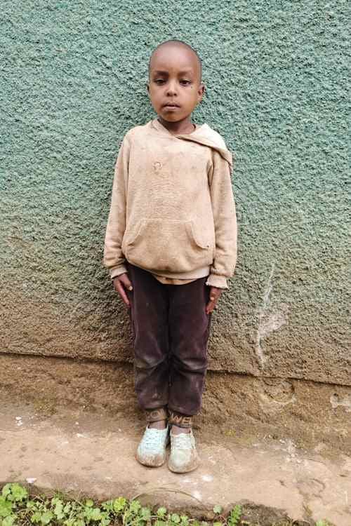 An unsponsored boy named Mengistu from Ethiopia who lives in an AIDS-affected area, is vulnerable to exploitation and has waited 638 days for a sponsor.