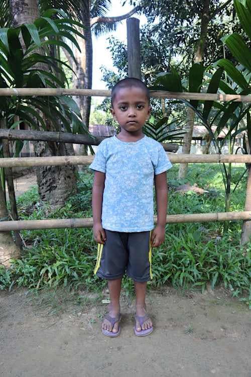 An unsponsored boy named Foysal from Bangladesh who is vulnerable to exploitation and has waited 432 days for a sponsor.