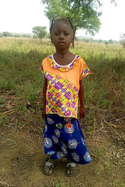 An unsponsored girl named Odile from Burkina Faso who lives in an AIDS-affected area, is vulnerable to exploitation and has waited 558 days for a sponsor.