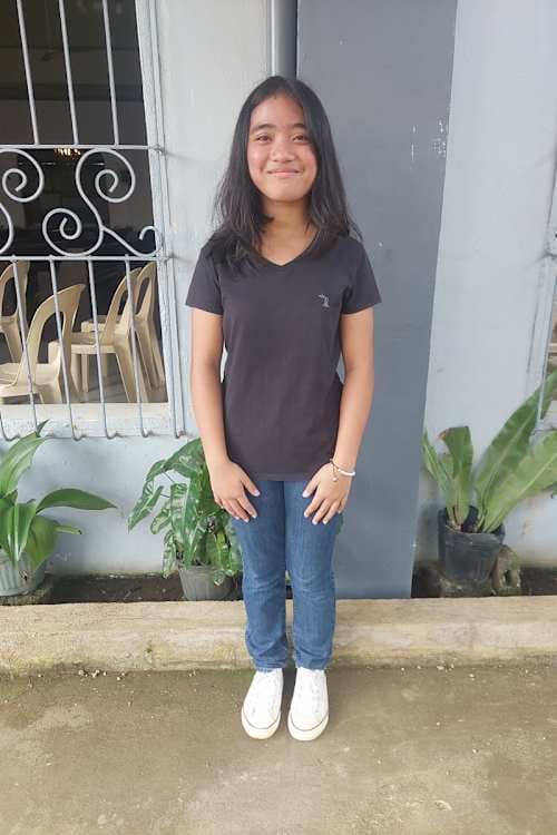 An unsponsored girl named Nj from Philippines who has waited 179 days for a sponsor.