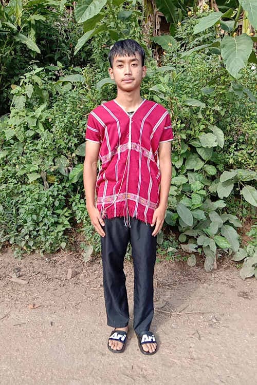 An unsponsored boy named Ratthapoom from Thailand who has waited 388 days for a sponsor.