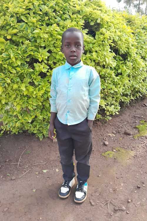 An unsponsored boy named Claver from Rwanda who lives in an AIDS-affected area, is vulnerable to exploitation and has waited 704 days for a sponsor.