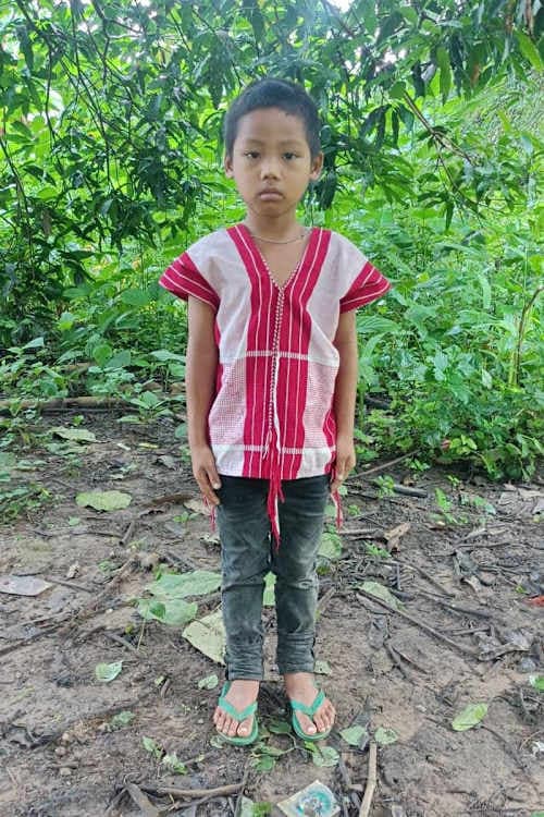 An unsponsored boy named Saw Kyaw La Aye from Thailand who has waited 535 days for a sponsor.
