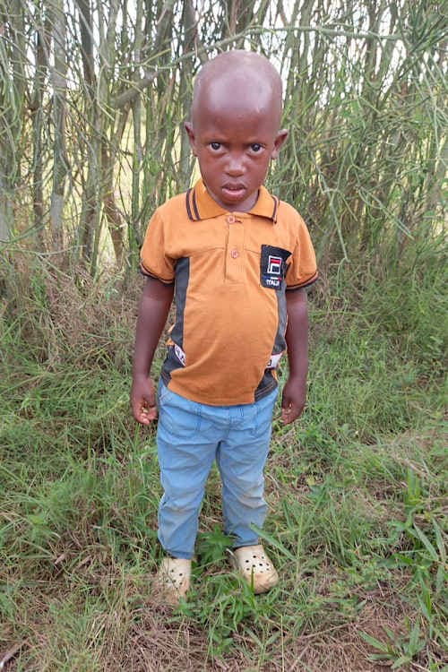 An unsponsored boy named Jonathan from Uganda who lives in an AIDS-affected area, is vulnerable to exploitation and has waited 491 days for a sponsor.