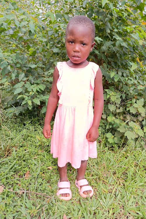 An unsponsored girl named Sylivia from Uganda who lives in an AIDS-affected area, is vulnerable to exploitation and has waited 480 days for a sponsor.
