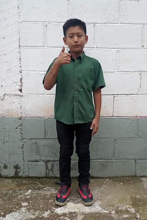 An unsponsored boy named Erick from El Salvador who has waited 570 days for a sponsor.
