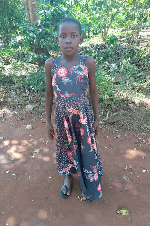 An unsponsored girl named Veronica from Uganda who lives in an AIDS-affected area, is vulnerable to exploitation and has waited 586 days for a sponsor.