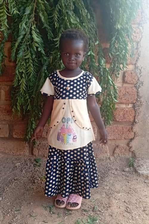 An unsponsored girl named Sanata from Burkina Faso who lives in an AIDS-affected area, is vulnerable to exploitation and has waited 505 days for a sponsor.