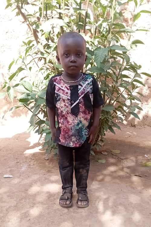 An unsponsored boy named Moussa from Burkina Faso who lives in an AIDS-affected area, is vulnerable to exploitation and has waited 462 days for a sponsor.