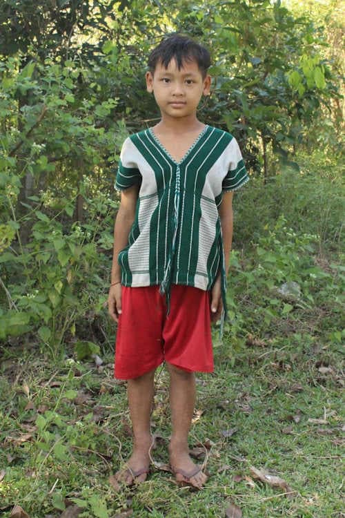 An unsponsored boy named Lwel-khu-moo from Thailand who has waited 371 days for a sponsor.