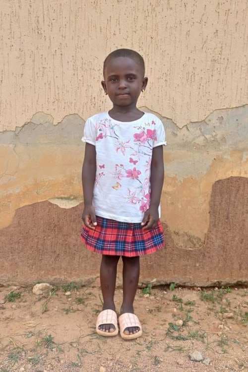 An unsponsored girl named Esseboe from Togo who lives in an AIDS-affected area, is vulnerable to exploitation and has waited 473 days for a sponsor.