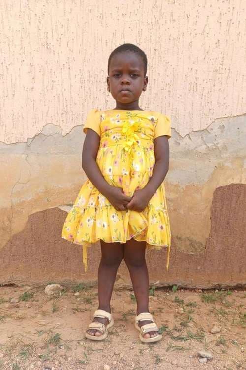 An unsponsored girl named Gloria from Togo who lives in an AIDS-affected area, is vulnerable to exploitation and has waited 466 days for a sponsor.