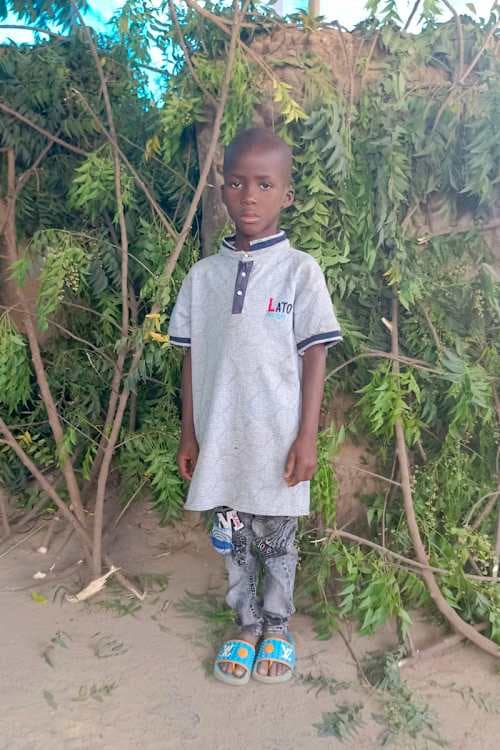 An unsponsored boy named Ali from Burkina Faso who lives in an AIDS-affected area, is vulnerable to exploitation and has waited 499 days for a sponsor.