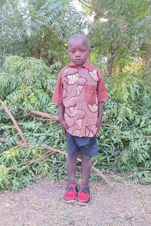 An unsponsored boy named Victor from Burkina Faso who lives in an AIDS-affected area, is vulnerable to exploitation and has waited 481 days for a sponsor.