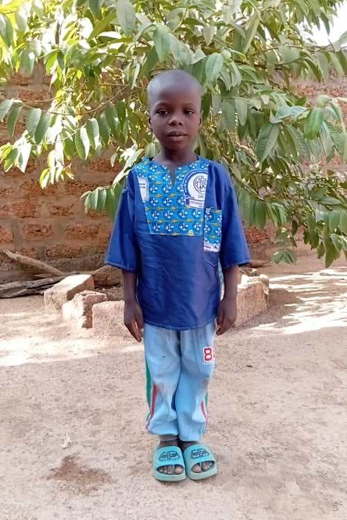 An unsponsored boy named Malaki from Burkina Faso who lives in an AIDS-affected area, is vulnerable to exploitation and has waited 477 days for a sponsor.