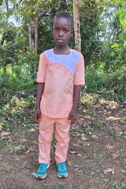 An unsponsored boy named Essohanam from Togo who lives in an AIDS-affected area, is vulnerable to exploitation and has waited 492 days for a sponsor.