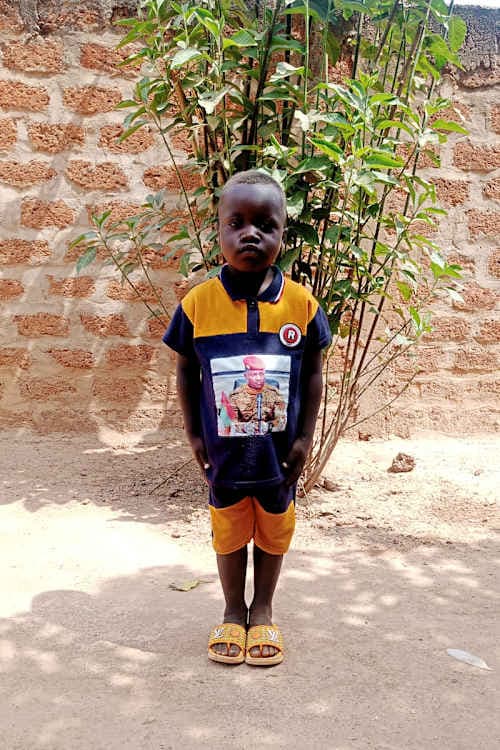 An unsponsored boy named Mandami from Burkina Faso who lives in an AIDS-affected area, is vulnerable to exploitation and has waited 509 days for a sponsor.