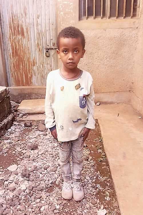 An unsponsored boy named Robiel from Ethiopia who lives in an AIDS-affected area, is vulnerable to exploitation and has waited 447 days for a sponsor.