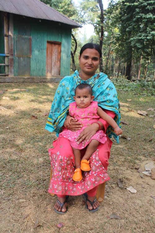 An unsponsored girl named Aishanur from Bangladesh who is vulnerable to exploitation and has waited 509 days for a sponsor.