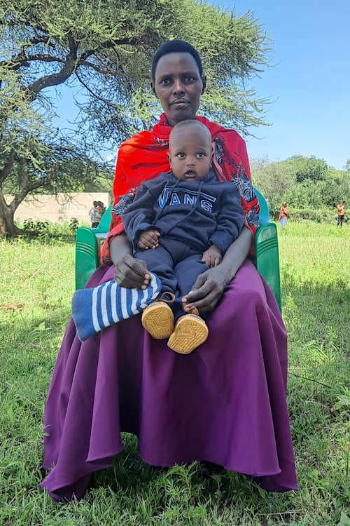An unsponsored boy named Absalom from Tanzania who lives in an AIDS-affected area, is vulnerable to exploitation and has waited 448 days for a sponsor.