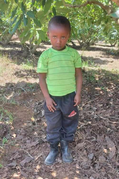 An unsponsored boy named Jovani from Tanzania who lives in an AIDS-affected area, is vulnerable to exploitation and has waited 521 days for a sponsor.