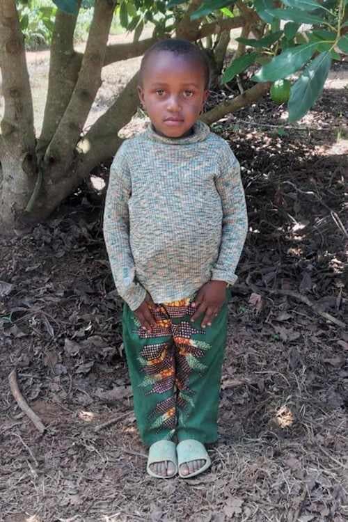 An unsponsored boy named Richard from Tanzania who lives in an AIDS-affected area, is vulnerable to exploitation and has waited 523 days for a sponsor.