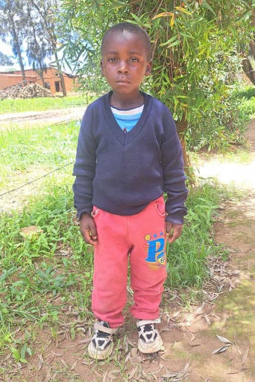 An unsponsored boy named Bashir from Tanzania who lives in an AIDS-affected area, is vulnerable to exploitation and has waited 490 days for a sponsor.