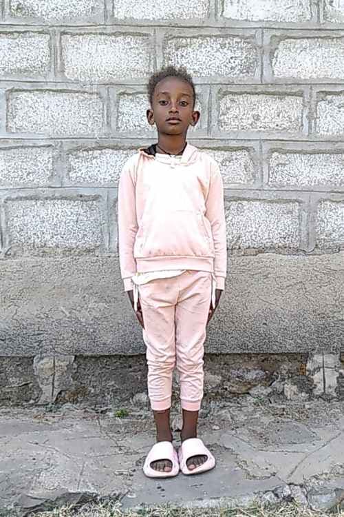 An unsponsored girl named Yabsera from Ethiopia who lives in an AIDS-affected area, is vulnerable to exploitation and has waited 487 days for a sponsor.